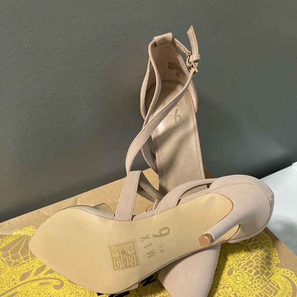 Adareva Mix No. 6 Nude Heels - Picture 1 of 7